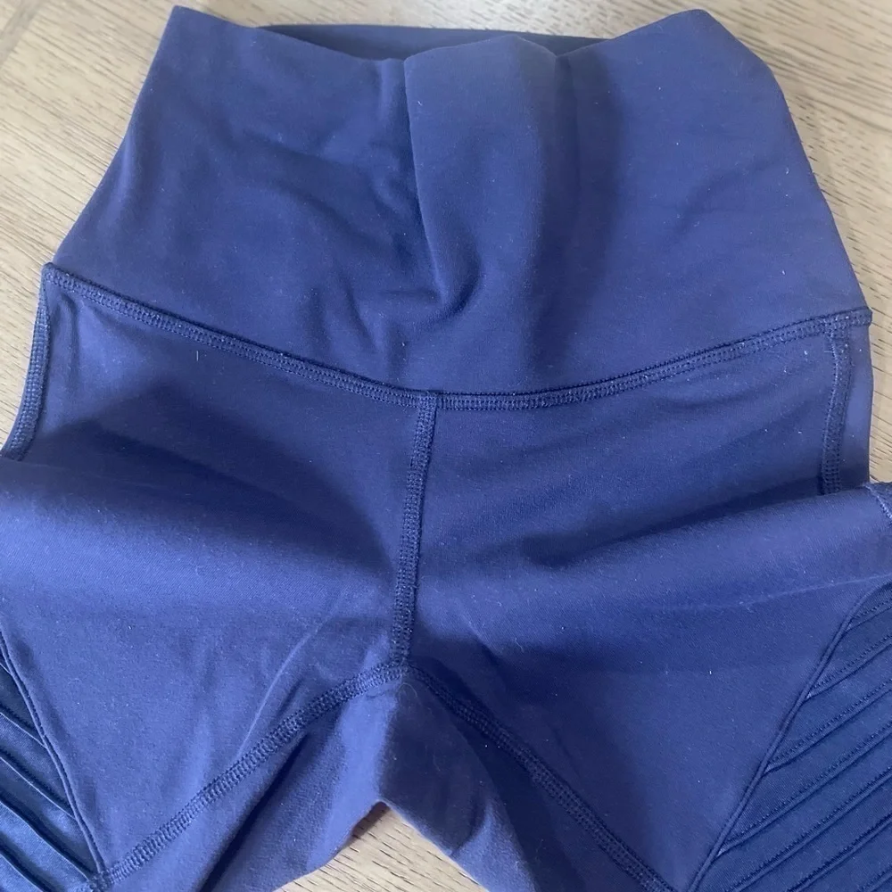 alo yoga leggings navy blue